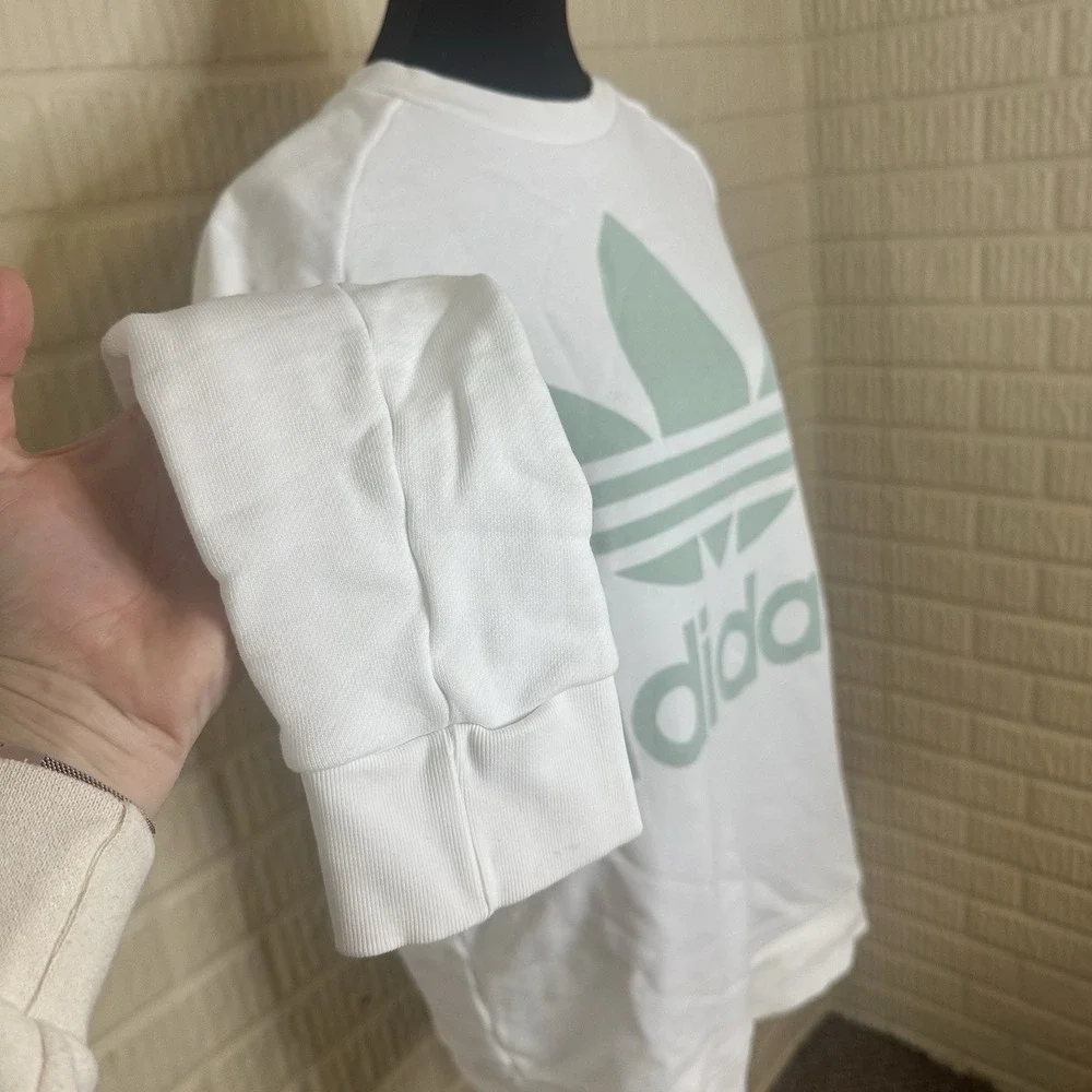 Adidas Tri Fold Logo Unisex Sweatshirt Size S White Crewneck Pullover‎ Cotton